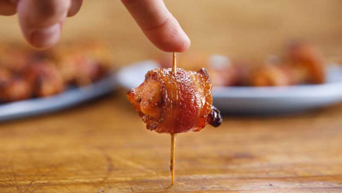 krøllet falanks Overdreven Sweet and Spicy Bacon Chicken Bites | Recipe - Rachael Ray Show