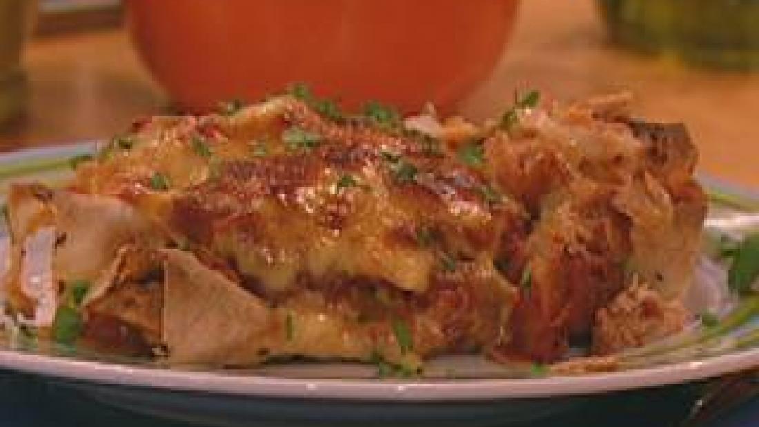 Chipotle Chicken Enchiladas | Recipe - Rachael Ray Show
