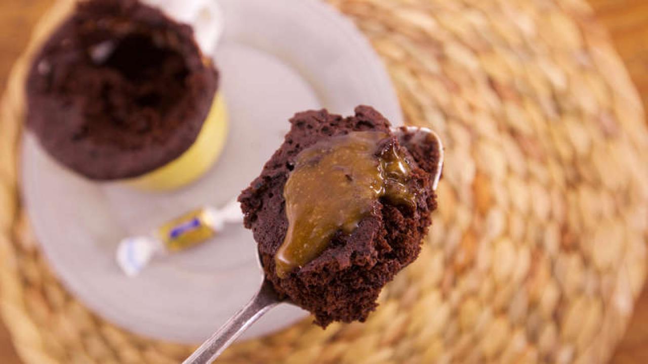 Chocolate-Caramel Microwave Mug Cake | Rachael Ray Show