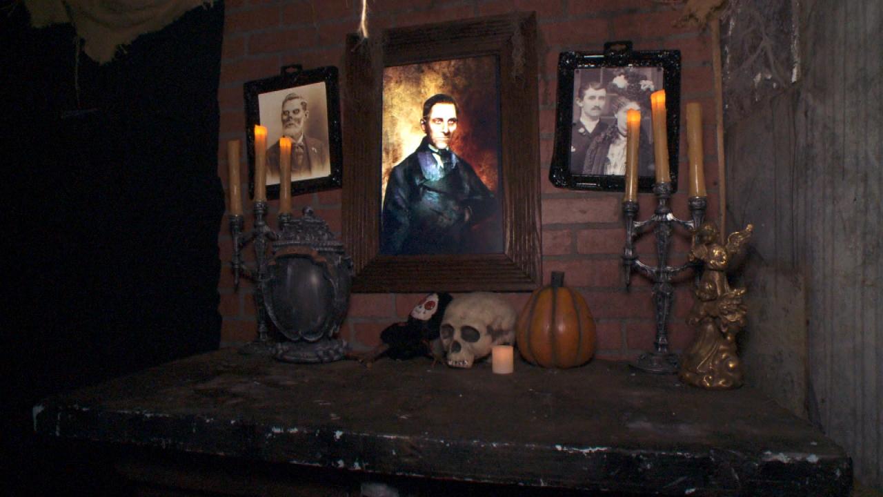 Easy DIY Halloween Decorations 3 Creepy Ideas To Take Your House To The Next Level Rachael Ray Show image