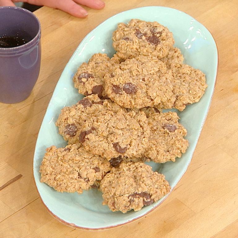 Daphne Oz's Lactation Cookies