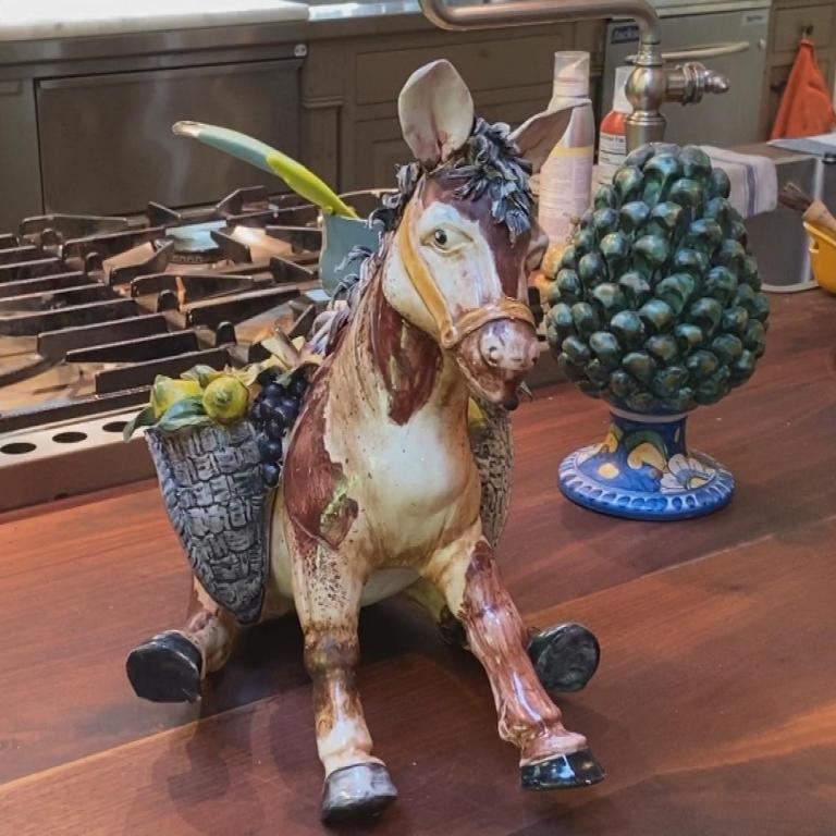 donkey figurine