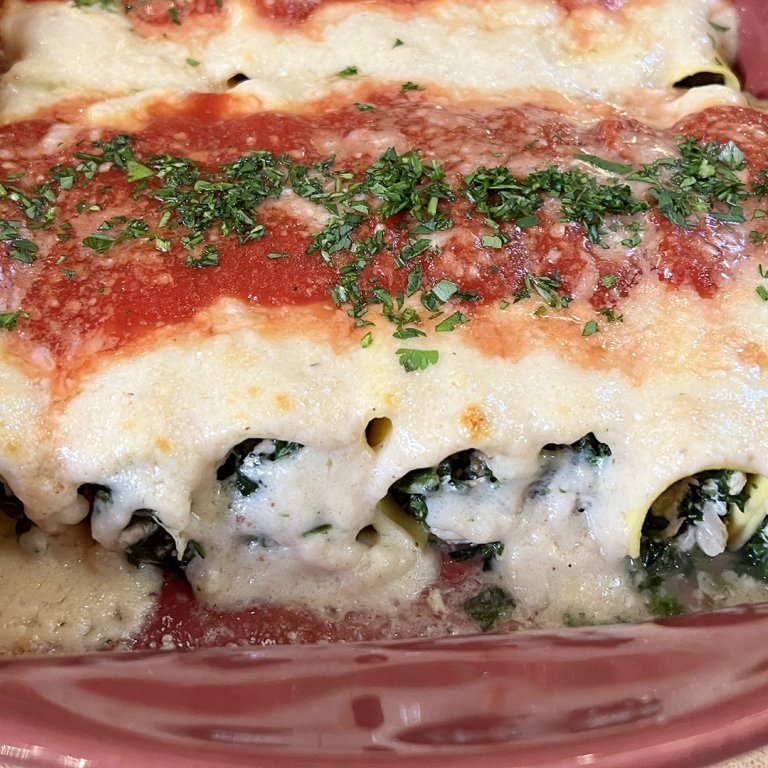 cannelloni with chicken and spinach