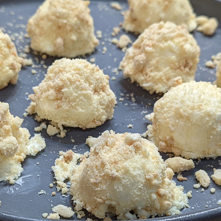 Toasted Almond Bonbons