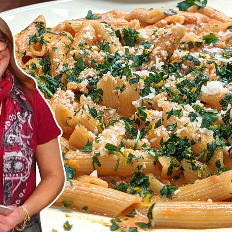 Penne with Sweet Vermouth and Cream Sauce | Rachael Ray