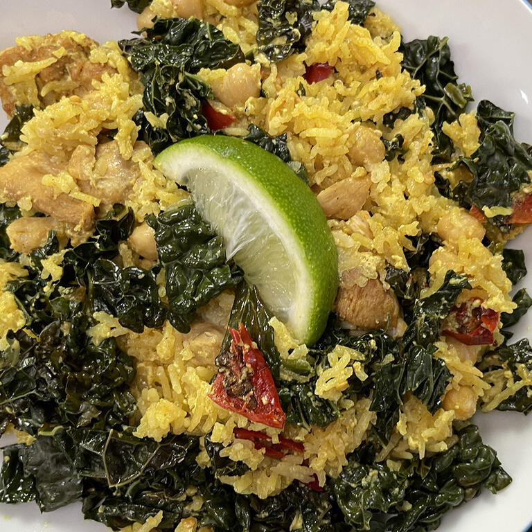 Spiced Chicken, Rice, and Kale