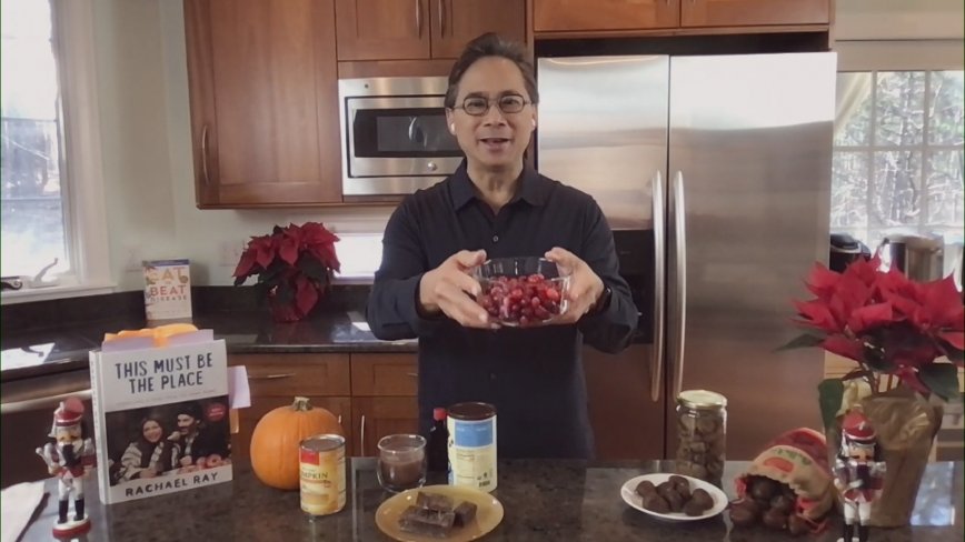 8 Doctor-Recommended Holiday Superfoods | Dr. Will Li