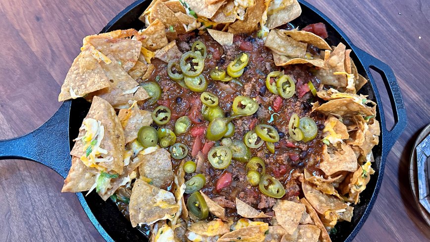 Beef 'n' Black Bean Chili with Cheesy Chips to Dip