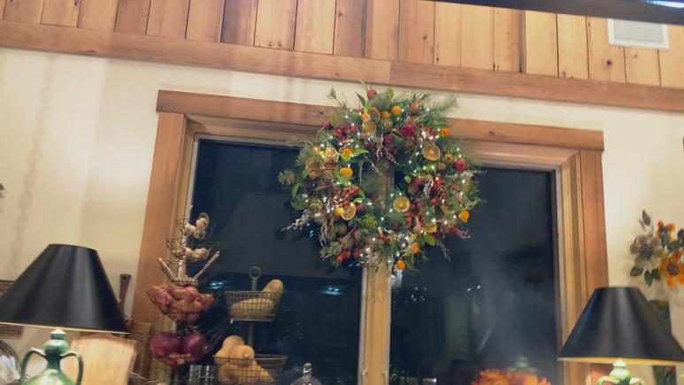 rachael kitchen wreath