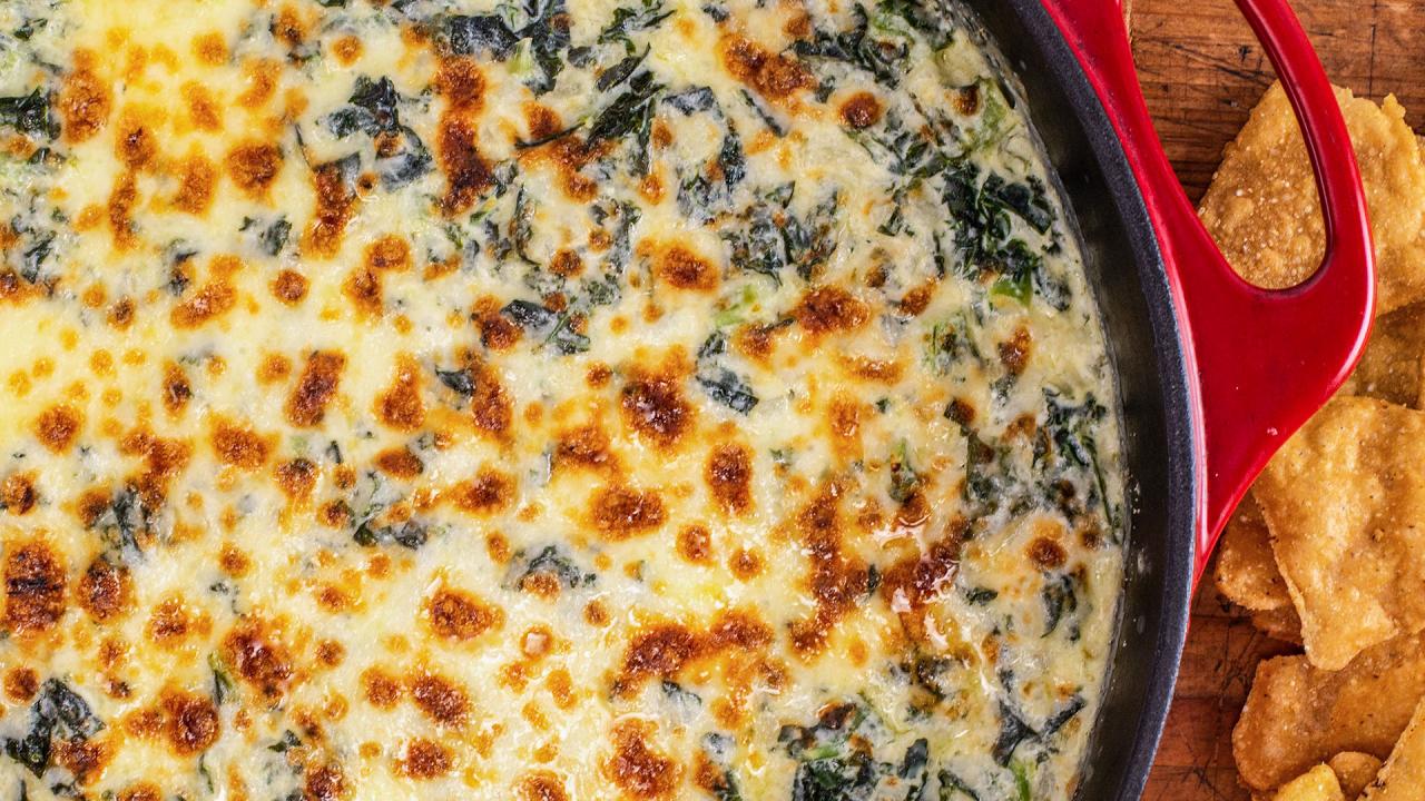 How To Make Lightened Up Organic Kale and Artichoke Dip | Rachael Ray Show